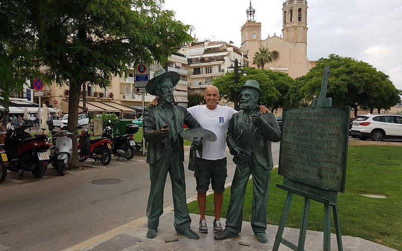 Estatuas de Santiago Rusinol y Ramon Casas