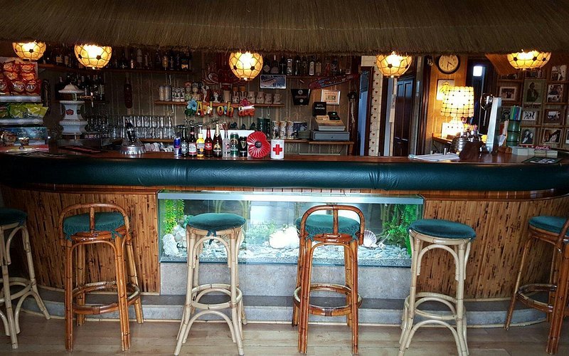 Aloha Cocktail-Bar