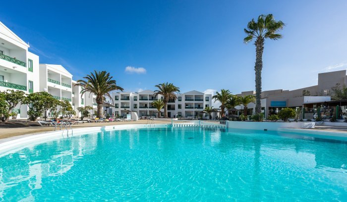 Blue Sea Costa Teguise Beach