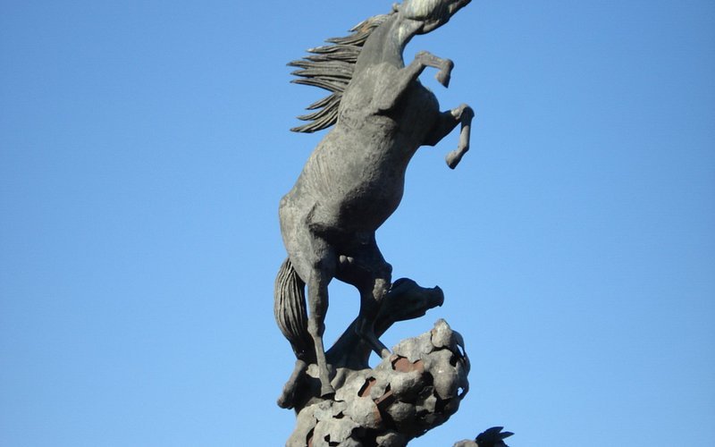 Monumento a los Caballos