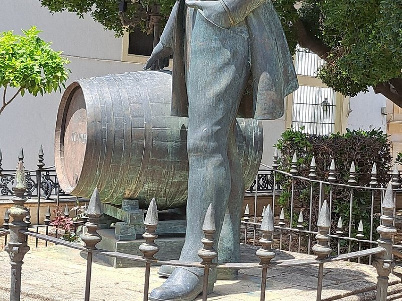 Estatua De Gonzalez Byass