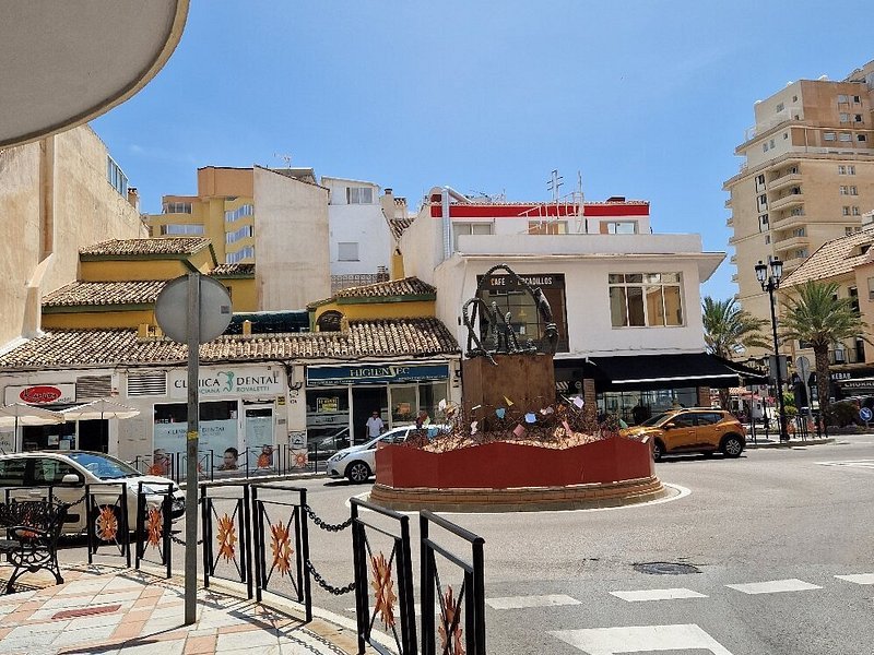 Monumento A Las Victimas Del Terrorismo