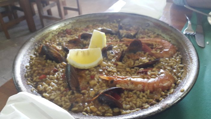 Hostal Restaurant El Faro