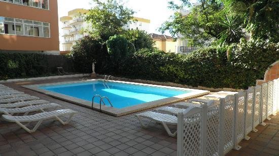 El Velero Apartments (Torremolinos)