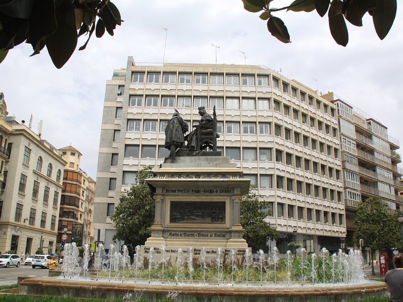 Plaza Isabel La Católica