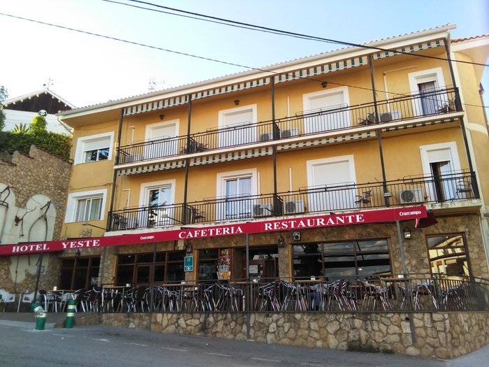 Hotel Yeste (Yeste)