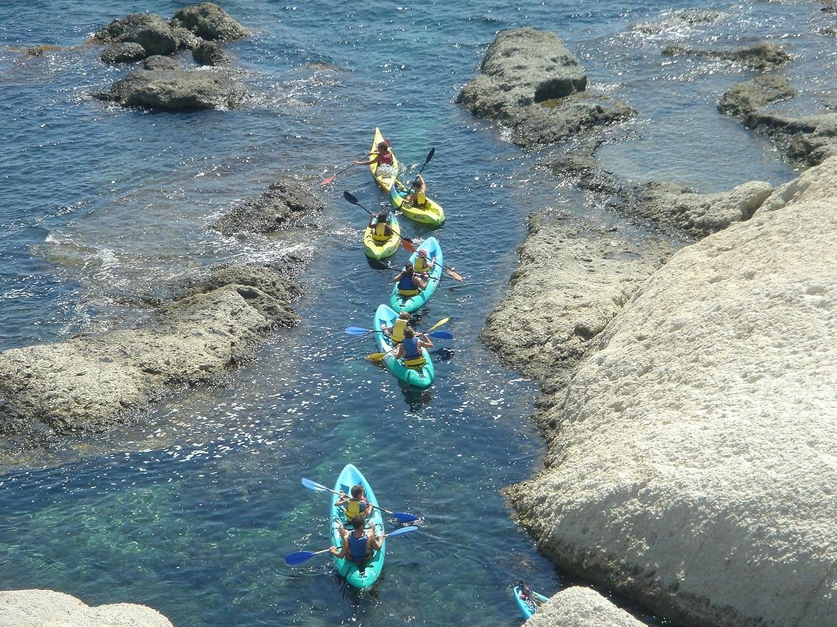 Happy Kayak