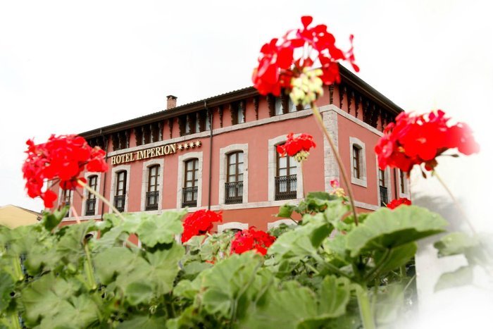 Hotel Imperion (Cangas de Onís)