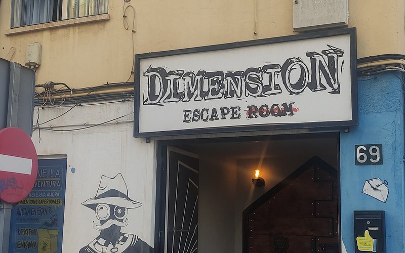 Dimension Escape Room