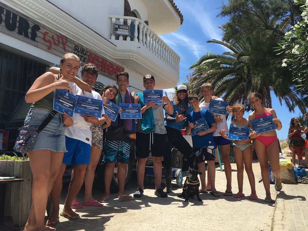 Zahara Surf- Escuela de Surf en Cádiz