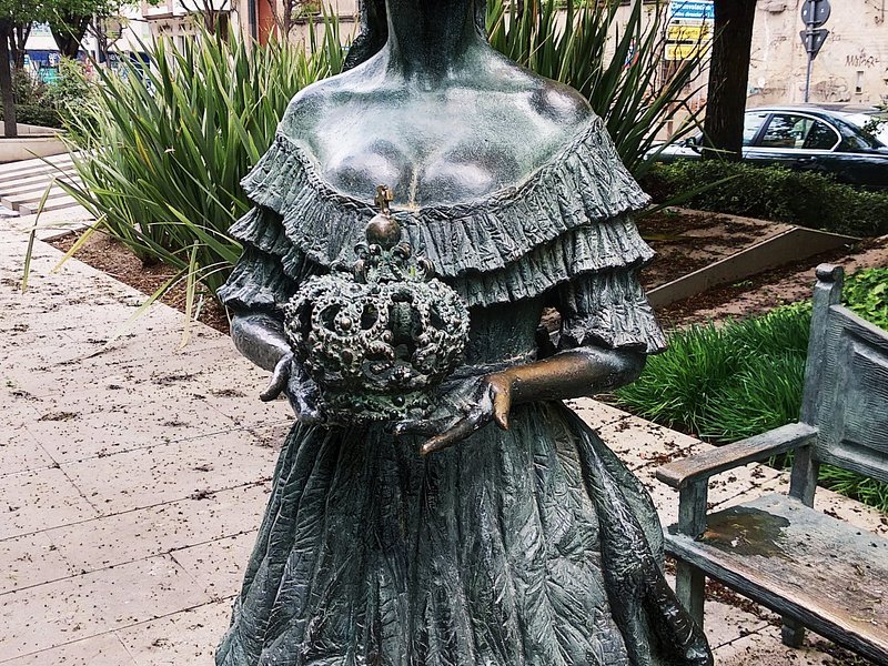 Monumento a Eugenia de Montijo