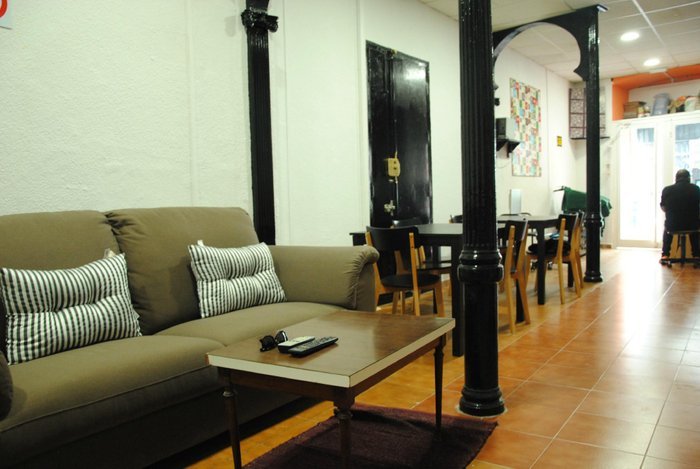 PLATERO HOSTEL WORLD S.L.