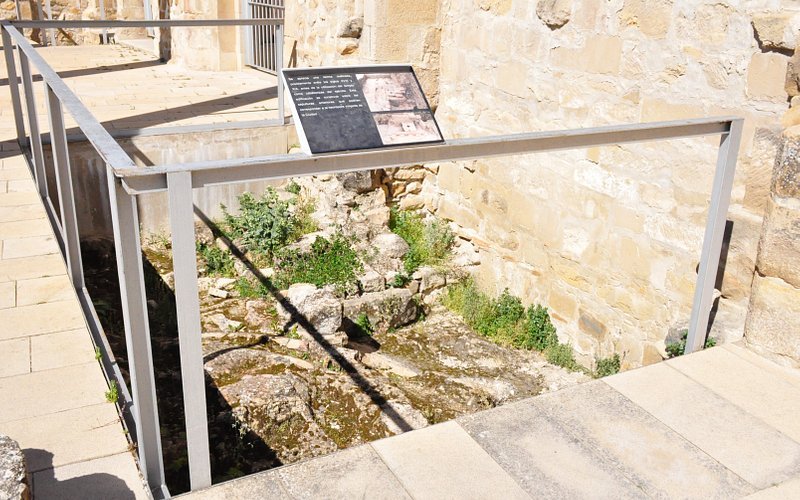 Ruinas románicas de San Juan Bautista