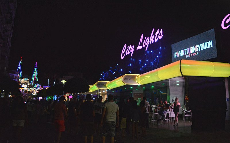 City Lights Bar