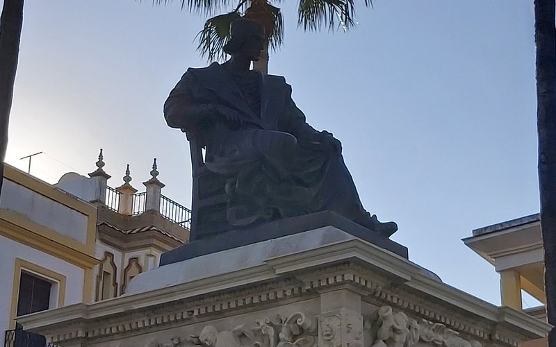 Monumento a Elio Antonio de Nebrija