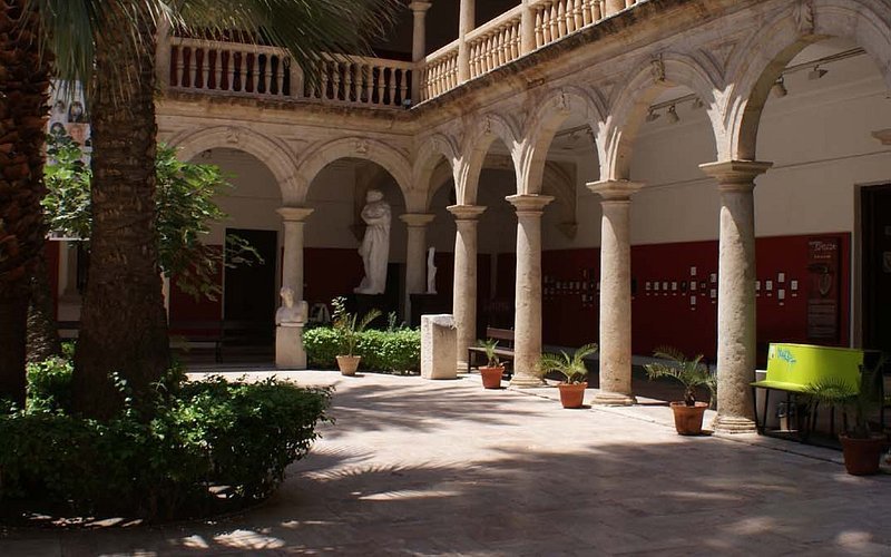 Escuela de Arte de Almería
