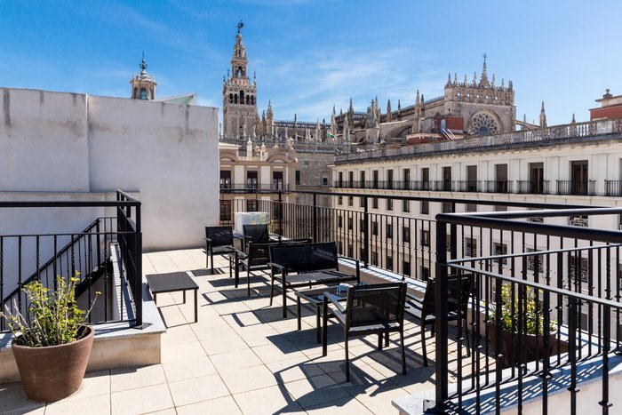 Welldone Cathedral Suites (Sevilla)