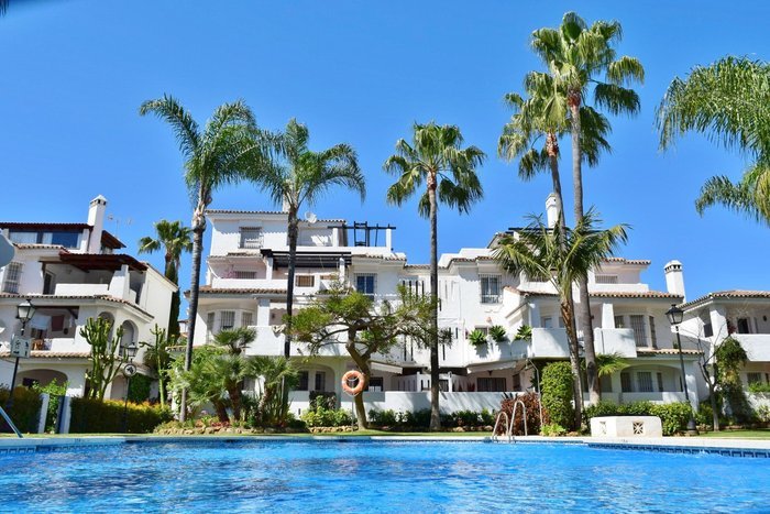 Apartamentos Serinamar Naranjos de Marbella (Provincia de Málaga)